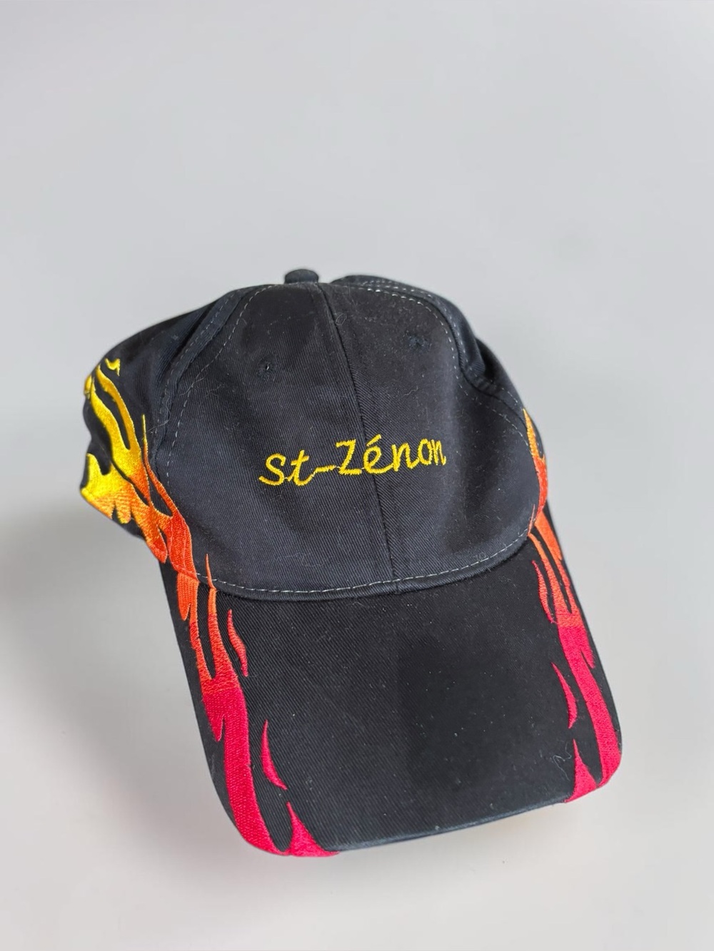 Vintage St-Zénon Flame Baseball Cap Y2K Black Embroidered Hat